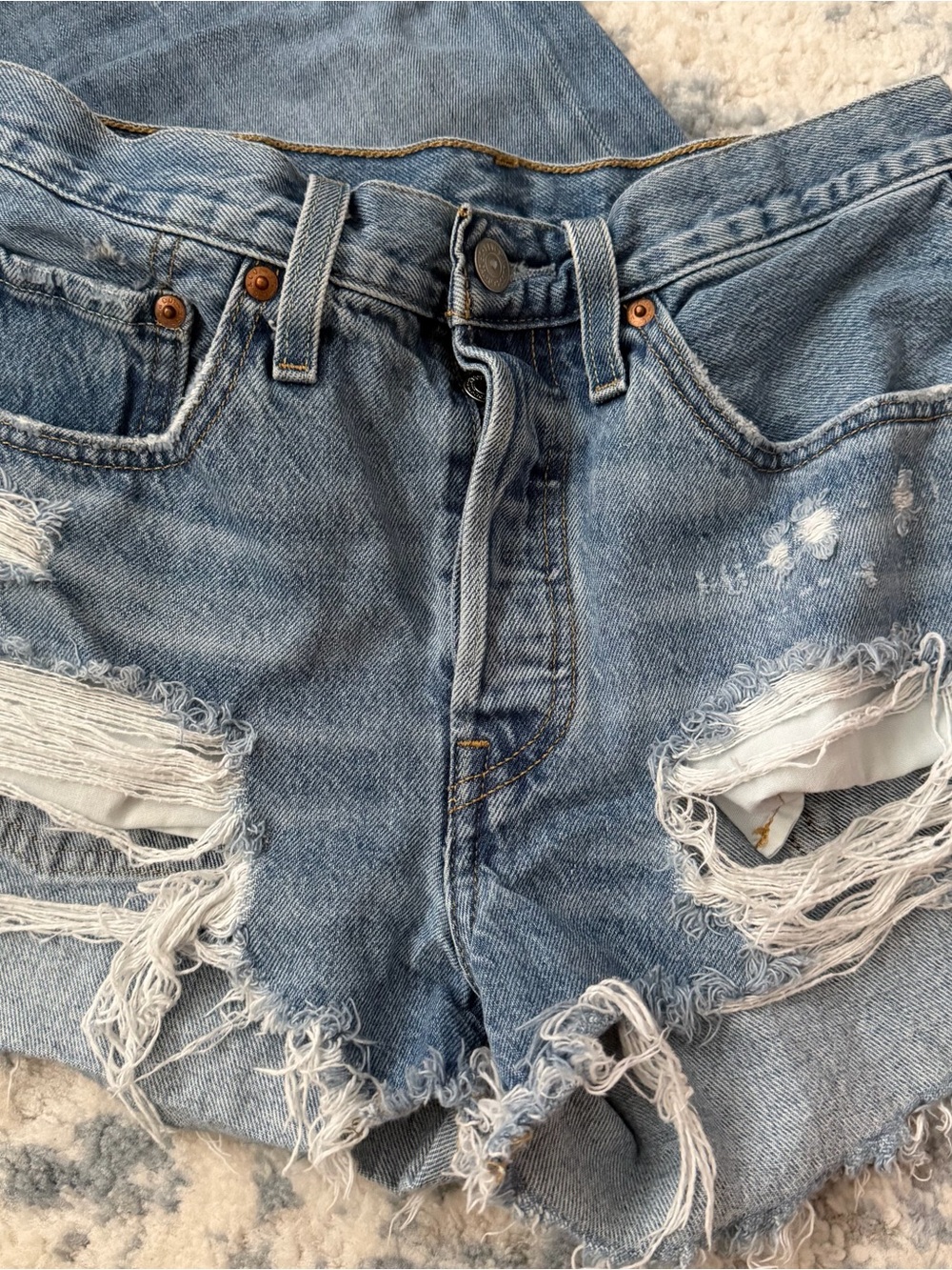 Distressed Jean short bundle - Picture 2 of 10